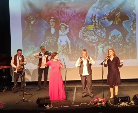 פֿעסטיוואַל פֿון ייִדישע לידער "מיר זײַנען דאָ!" אין שׂדרות