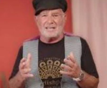 December 15, 2025: Yiddishpiel actor Natan Hecht performs in Hod HaSharon